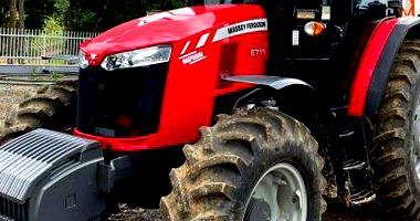 Trator Massey Ferguson MF 6711C Ano 2021 em Boas Condições