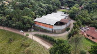 Terreno urbano com 2.127m² e 5 galpões industriais