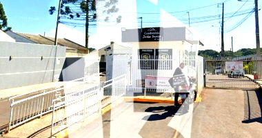 Casa com 2 quartos, 1 banheiro e 1 vaga de garagem