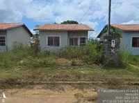 Casa com 2 quartos, 54,09m², terreno 200m², desocupada