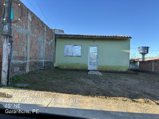 Casa com 2 quartos e 1 vaga de garagem em Garanhuns