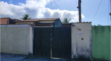 Casa com 3 Quartos em Magé/RJ