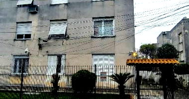 Apartamento com 2 quartos em Porto Alegre