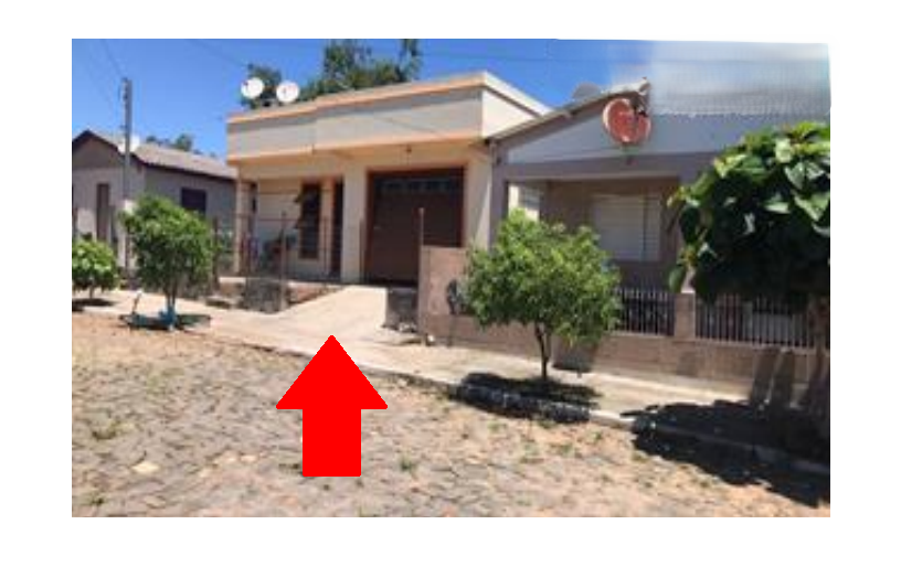 Casa com 3 quartos, 1 banheiro, 100,45 m² construída, ocupada