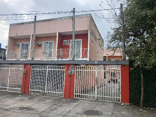 Casa com 2 quartos e 1 vaga - Nova Iguaçu/RJ