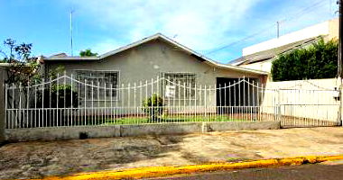 Casa com 39m² de área construída em Toledo - PR