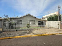 Casa com 39m² de área construída em Toledo - PR
