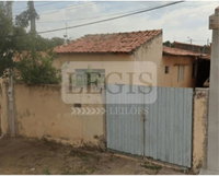 Residência com 3 quartos e 150,50m² de terreno