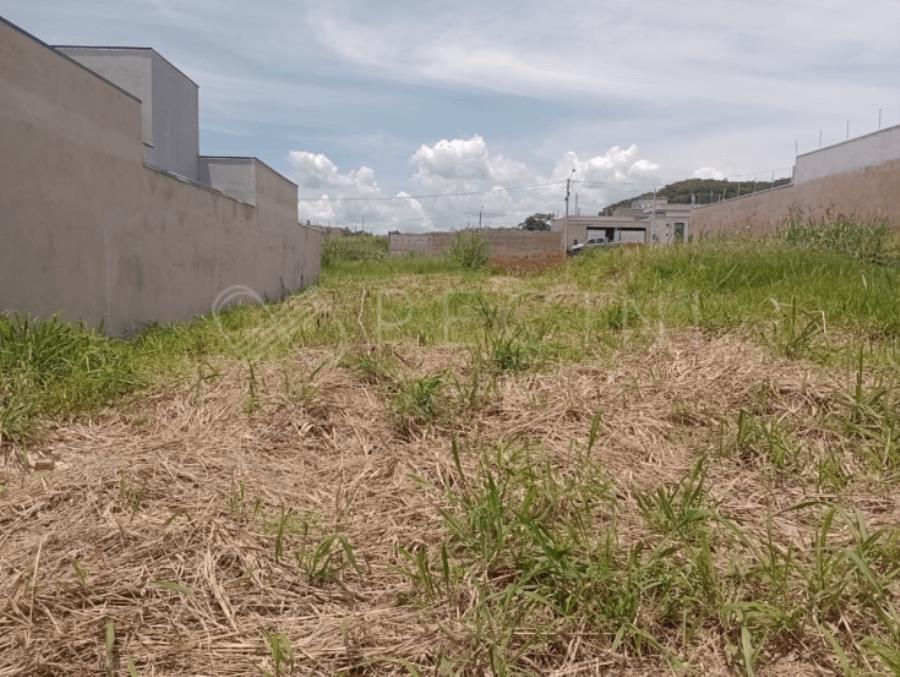 Terreno de 238m² em loteamento