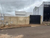 Casa com 2 quartos, 1 banheiro e 1 vaga de garagem