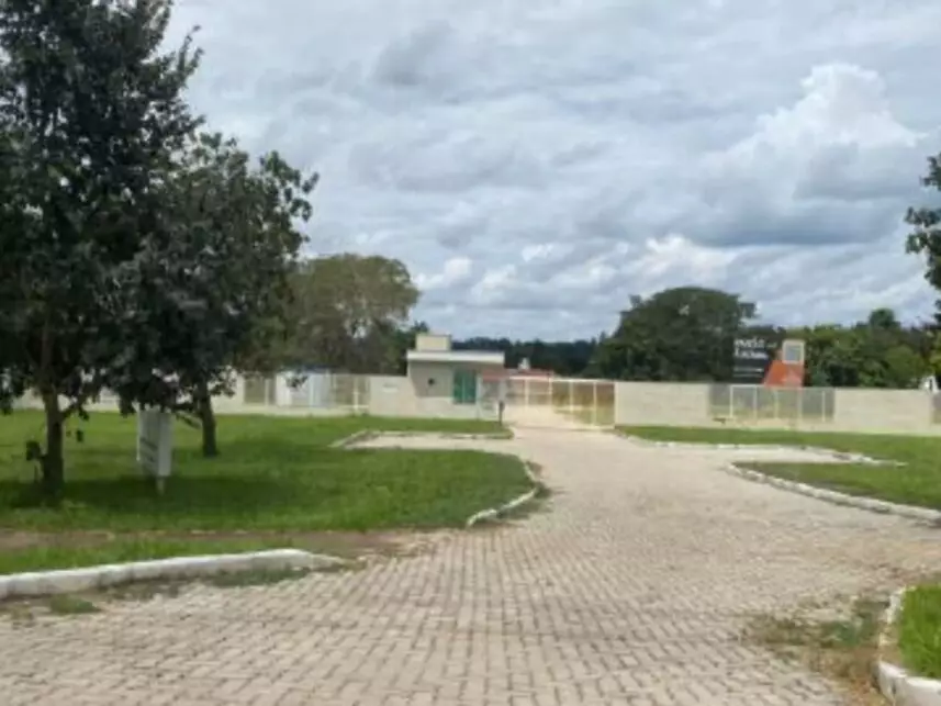 Casa com 2000m² de área total, ocupada, em Park Way
