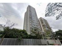 Apartamento com 2 vagas no Campo Belo