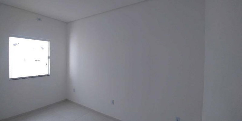 Casa com 3 quartos, 2 banheiros e 75m² em Petrolina - PE
