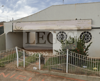 Imóvel residencial com área total de 280m²