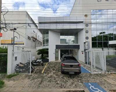 Prédio Comercial com 486,84 m²