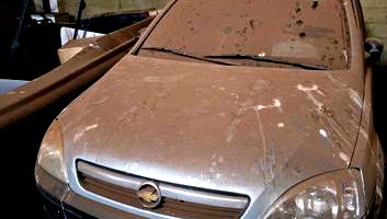 GM Montana Conquest 2009 Prata