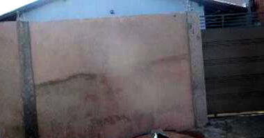 Casa com 2 quartos, 1 banheiro e 48,1 m² construída, desocupada