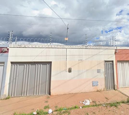 Casa 122m² em terreno de 211m², ocupada