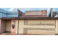 Casa Ocupada em Loteamento Residencial Morumbi