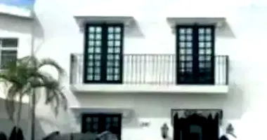 Casa em Leilão com 168m² Construída em Aracaju