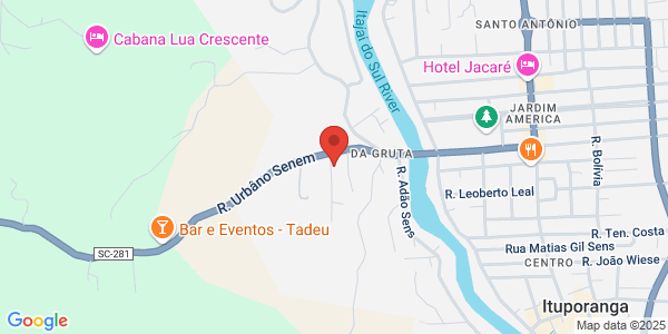 Dois terrenos rurais com casas e estufas, área total 219.780m²
