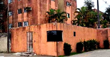 Apartamento com 3 quartos em Paranaguá