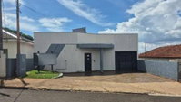 Imóvel Comercial 168 m² com 2 Quartos e 2 Banheiros no Centro