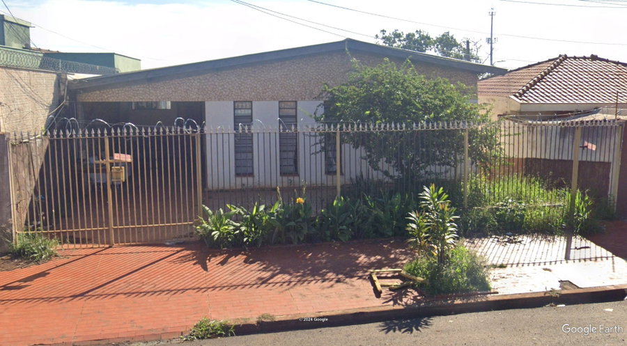 Casa com 288m² no Jardim do Sol, 3 quartos, 2 banheiros, desocupada