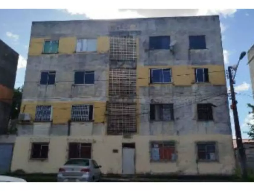 Apartamento em leilão com 72m² privativos