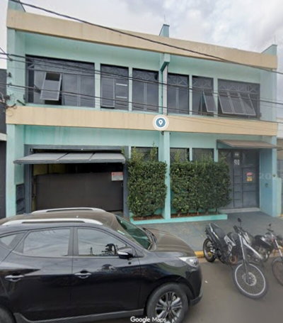 Prédio comercial assobradado com 270,86m² e 4 banheiros