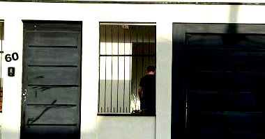 Casa com 4 quartos, 3 banheiros e 324m² construída, ocupada