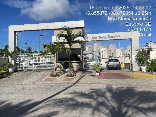 Apartamento com 2 quartos em Eusébio/CE
