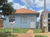 Casa com 2 Quartos, 45m² Construídos e Terreno de 200m²