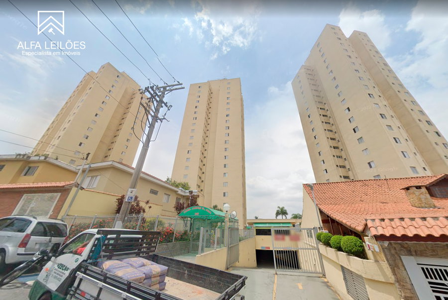 Apartamento com 2 Quartos e 2 Banheiros na Freguesia do Ó