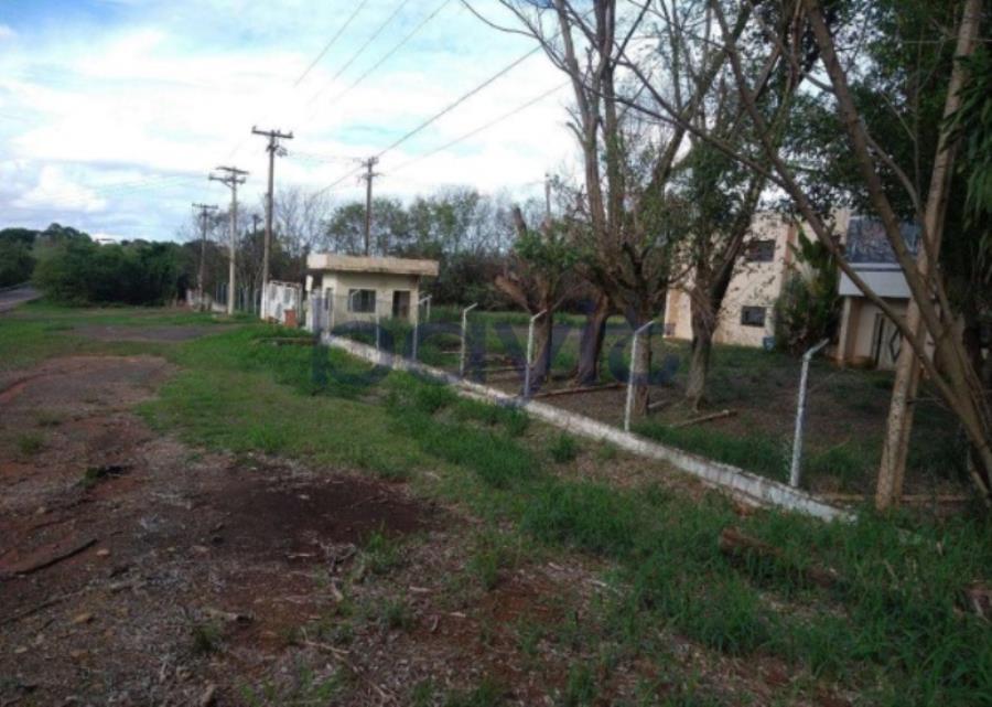 Terreno industrial com 3.595,32m² de área construída