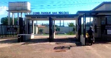 Casa em condomínio Cabralzinho com 2 vagas e 106m²