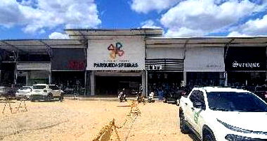 Loja com 16m² de área privativa, sem quartos e banheiros