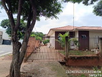 Casa com 2 Quartos e Área Privativa em Santa Fe