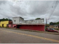 Edificação comercial com 2 pavimentos e galpão, 340m² construídos