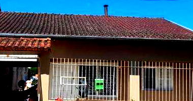 Casa em leilão com 500m² de terreno e 113m² construída