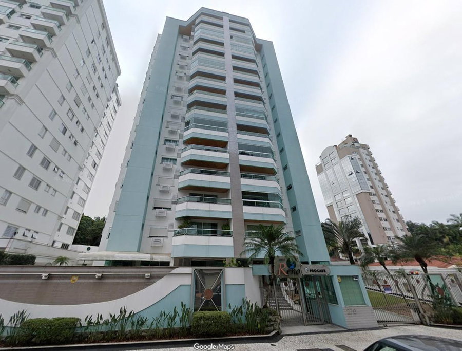 Apartamento com 169m² e 50% de propriedade