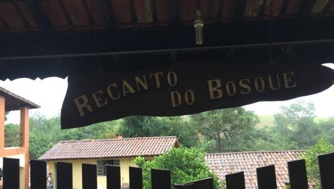 Casa com 5 quartos em Jarinu, SP