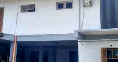 Casa 4 quartos (1 suíte inacabada), galpão industrial e terreno 528m²