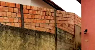 Casa em Leilão com 2 Quartos em Cotia