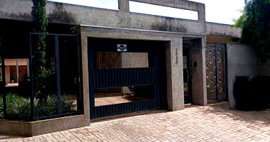 Casa Residencial com 223,89m², Piscina e Edícula