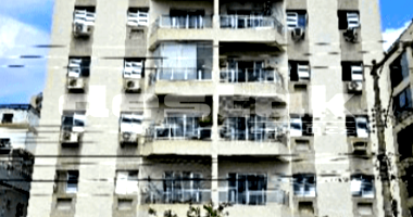 Apartamento com 1 vaga e 52,6m² área útil, desocupado