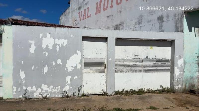 Casa com 2 quartos e varanda em Ponto Novo