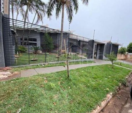 Imóvel urbano com 750m² em Campo Mourão