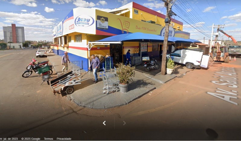 Terreno urbano com benfeitorias em Jataí - Oportunidade única!