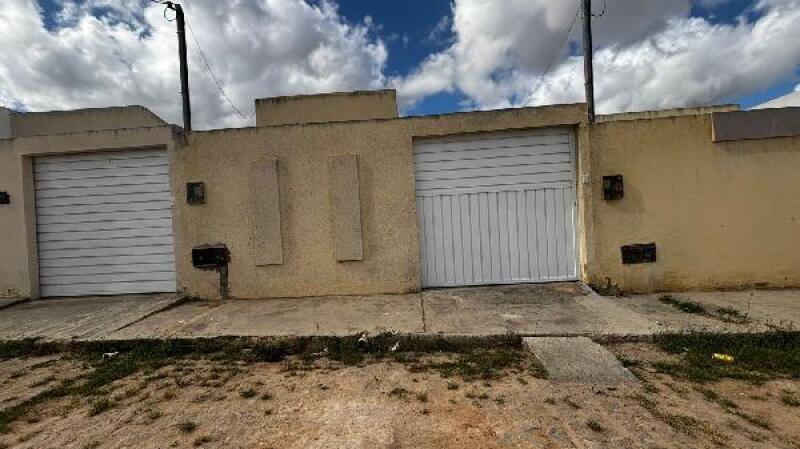 Casa com 2 quartos em Nossa Senhora da Glória/SE